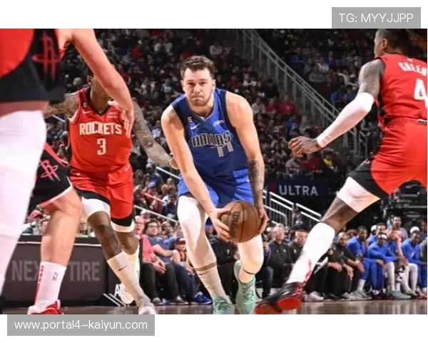 独行侠111-105客胜奇才,东契奇率队结束连败 独行侠111-105客胜奇才,东契奇率队结束连败