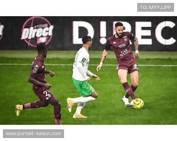 雷恩客场不败纪录终结，朗斯进攻体系多点开花